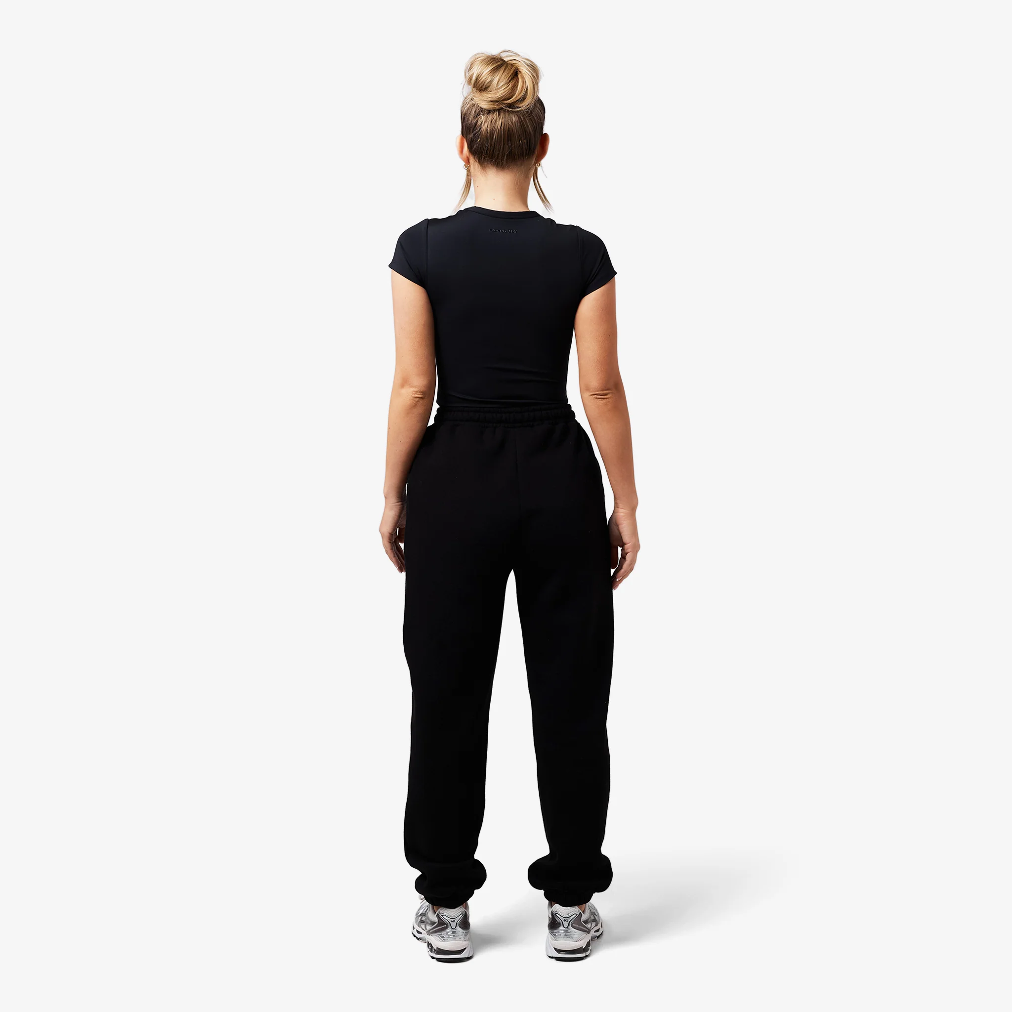 Core Cuffed Jogger | Black - Image 4