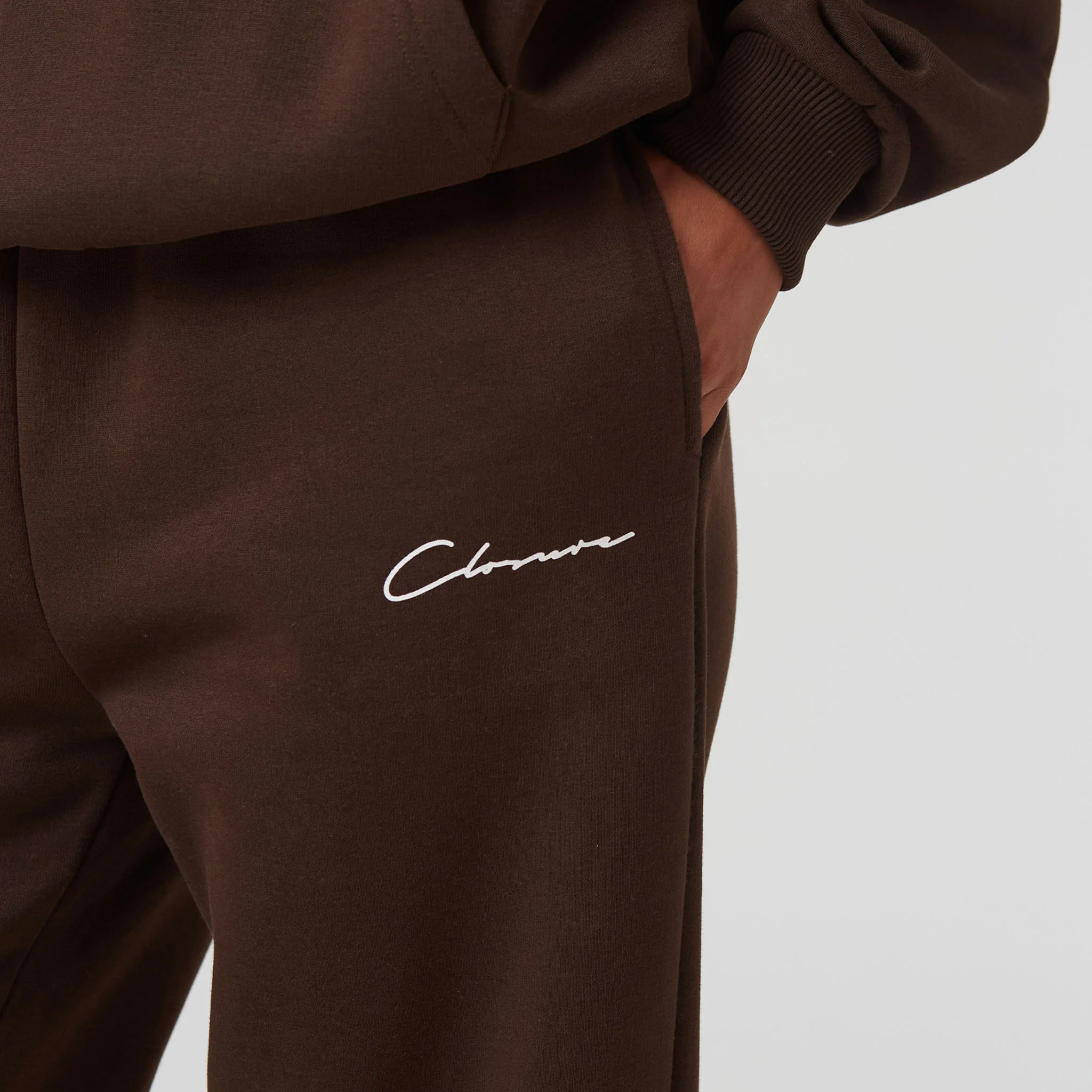 Core Signature Tracksuit | Coffee Bean - Image 4