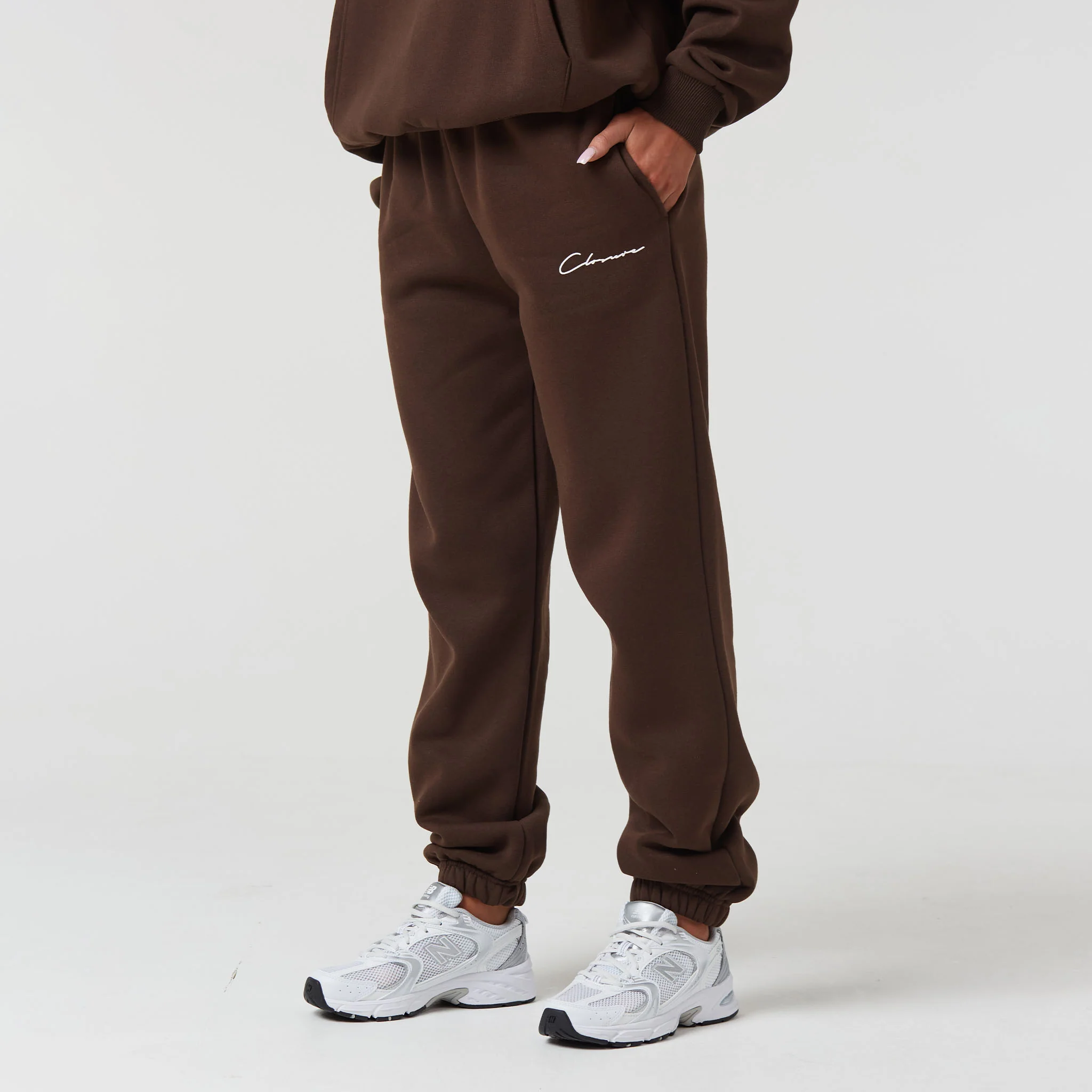 Core Signature Tracksuit | Coffee Bean - Image 5