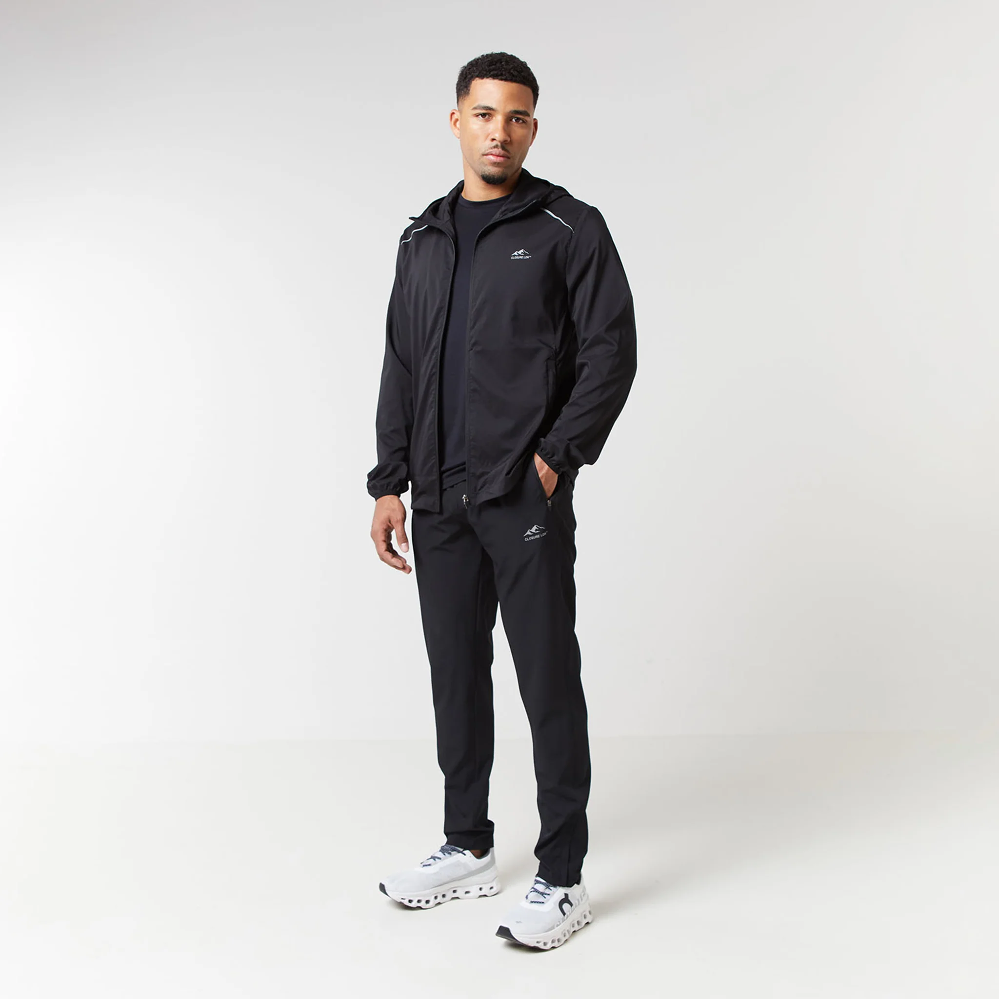 Core Windbreaker | Black - Image 6
