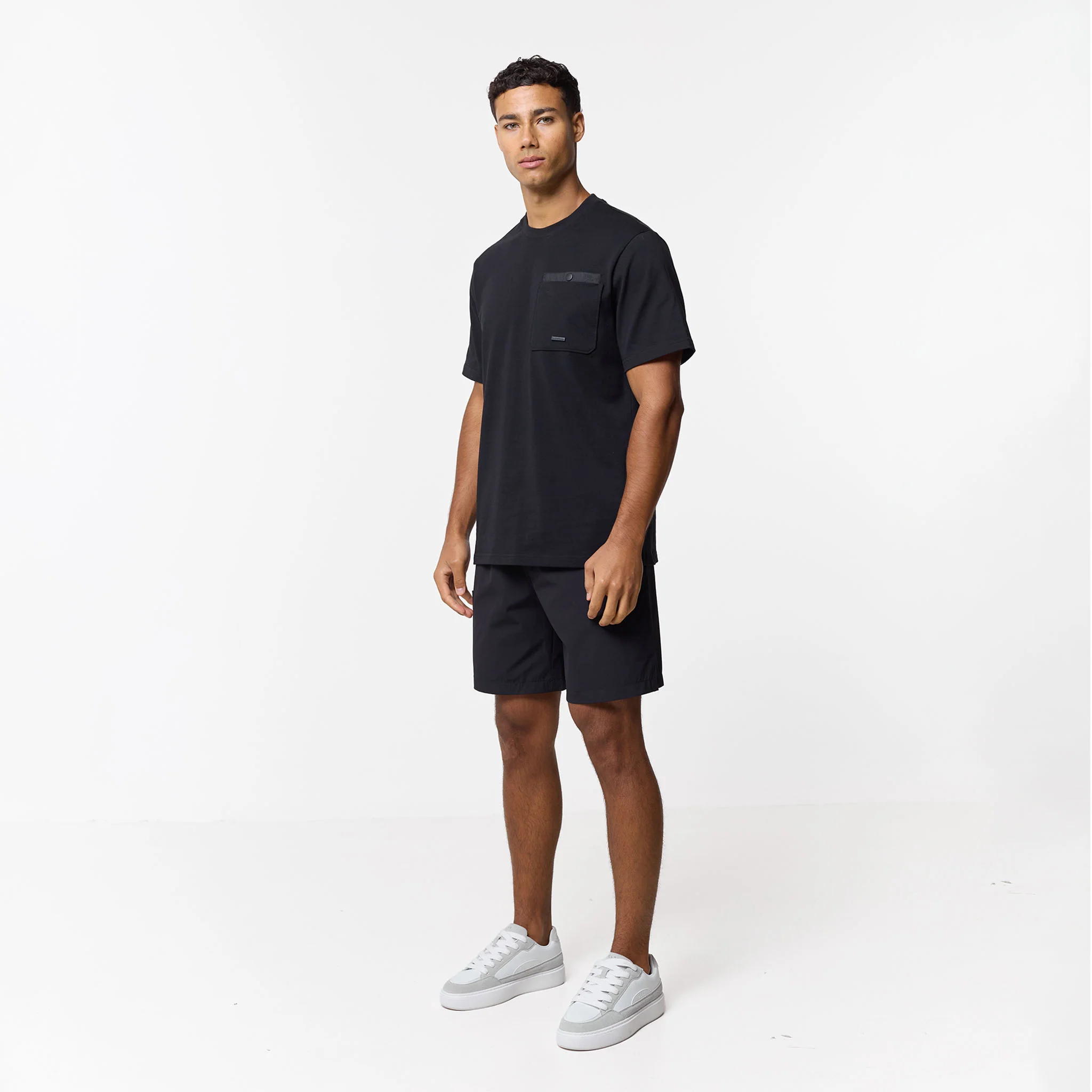 Double Pocket Tech T-Shirt | Black - Image 2