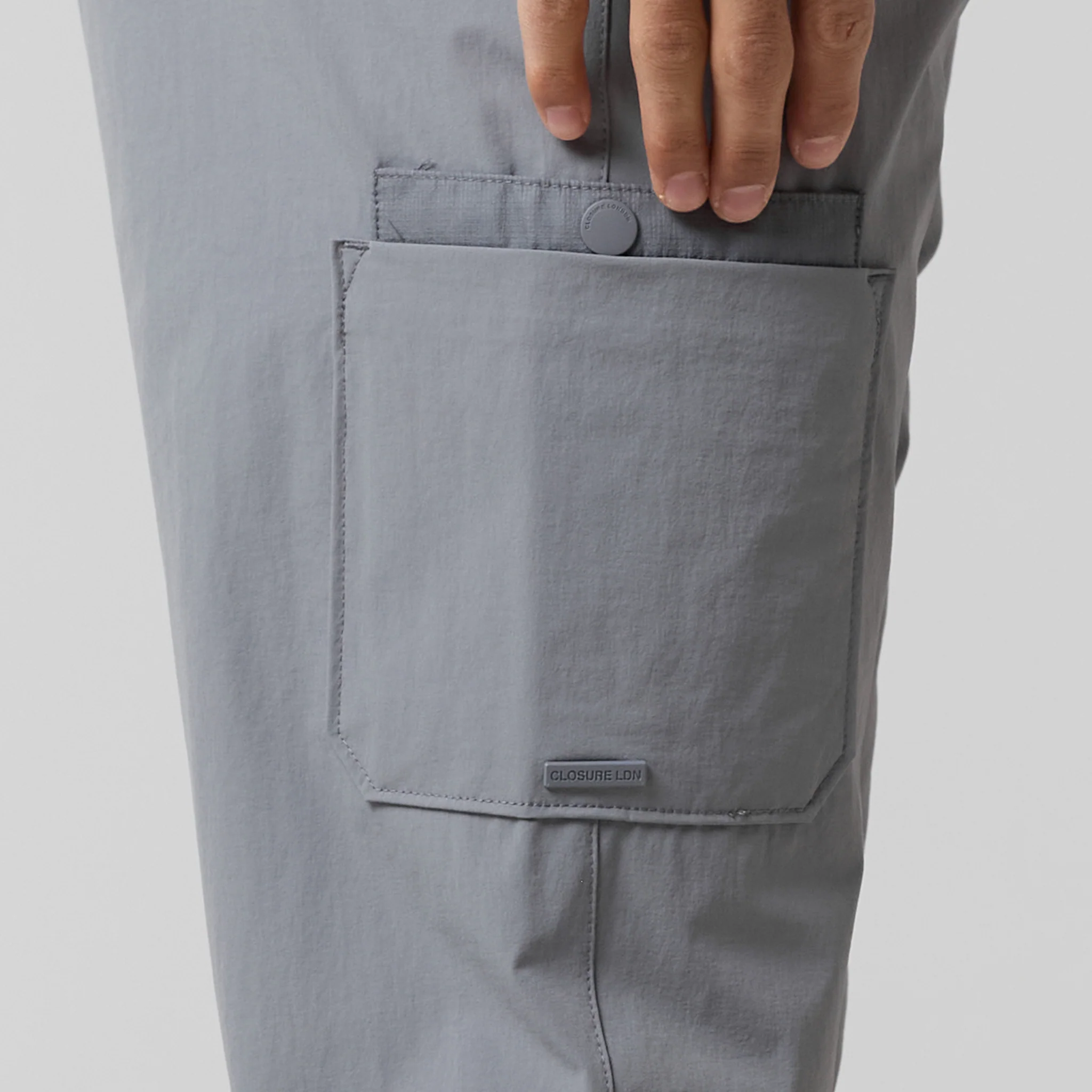 Double Pocket Tech Trouser | Mid Grey - Image 3