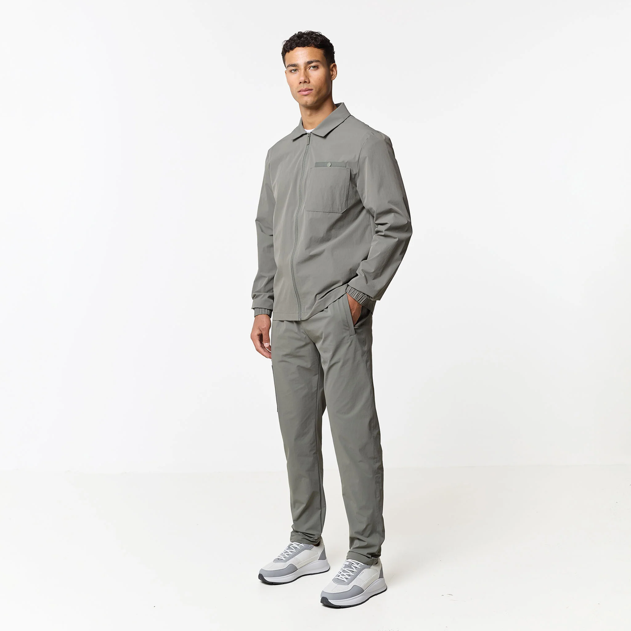 Double Pocket Tech Trouser | Olive - Image 6