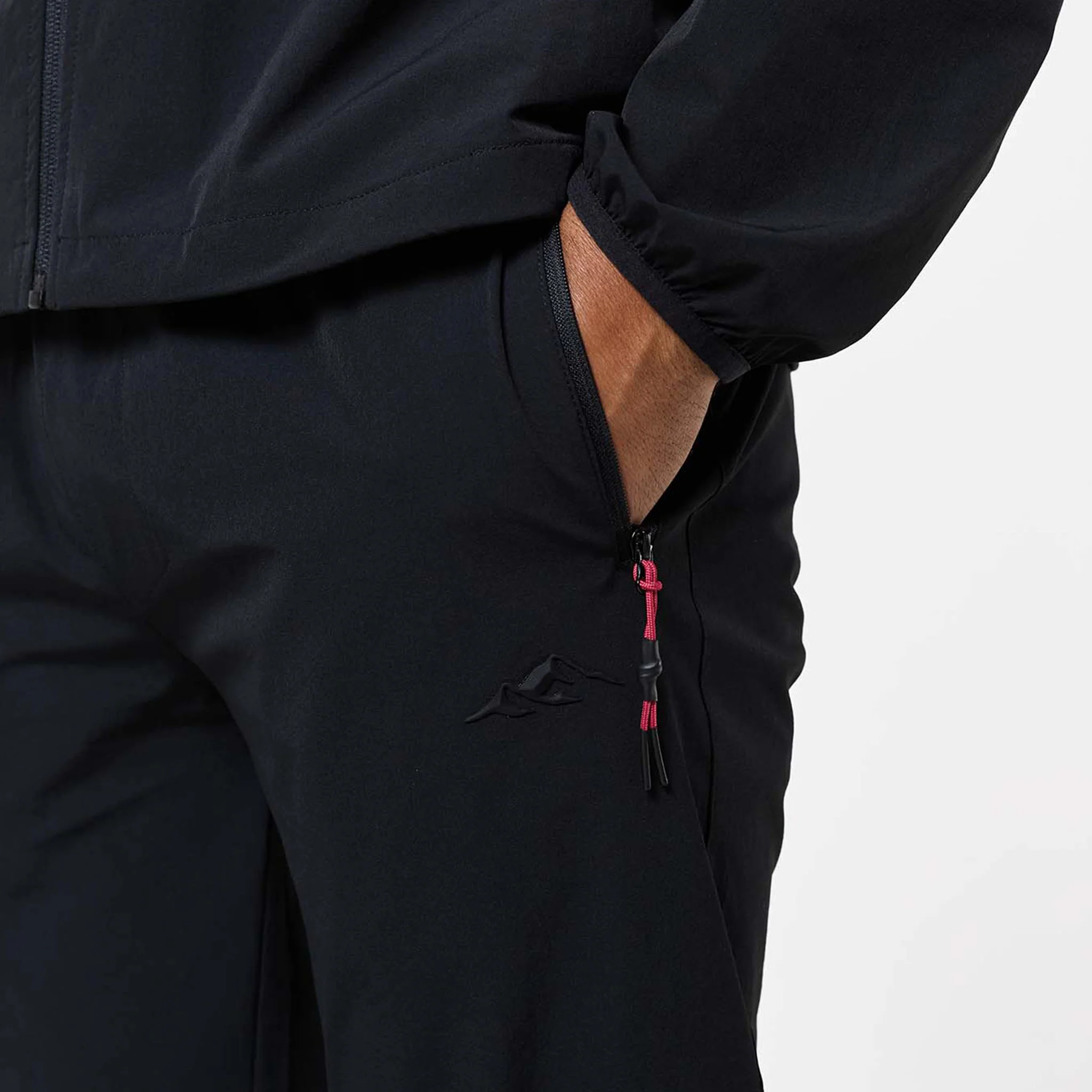 Gradient Motion Tracksuit | Black/Red - Image 10