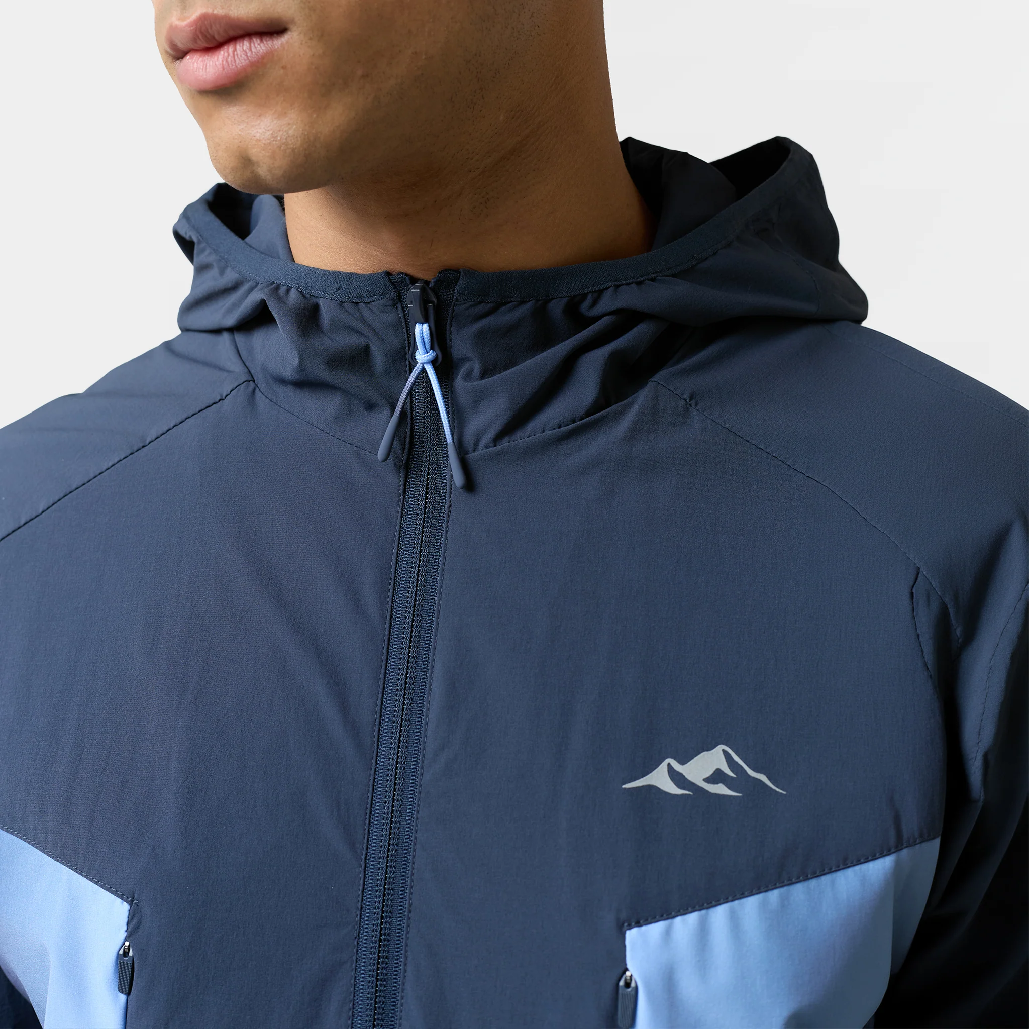 Gradient Motion Windbreaker Twinset | Navy/Blue - Image 3