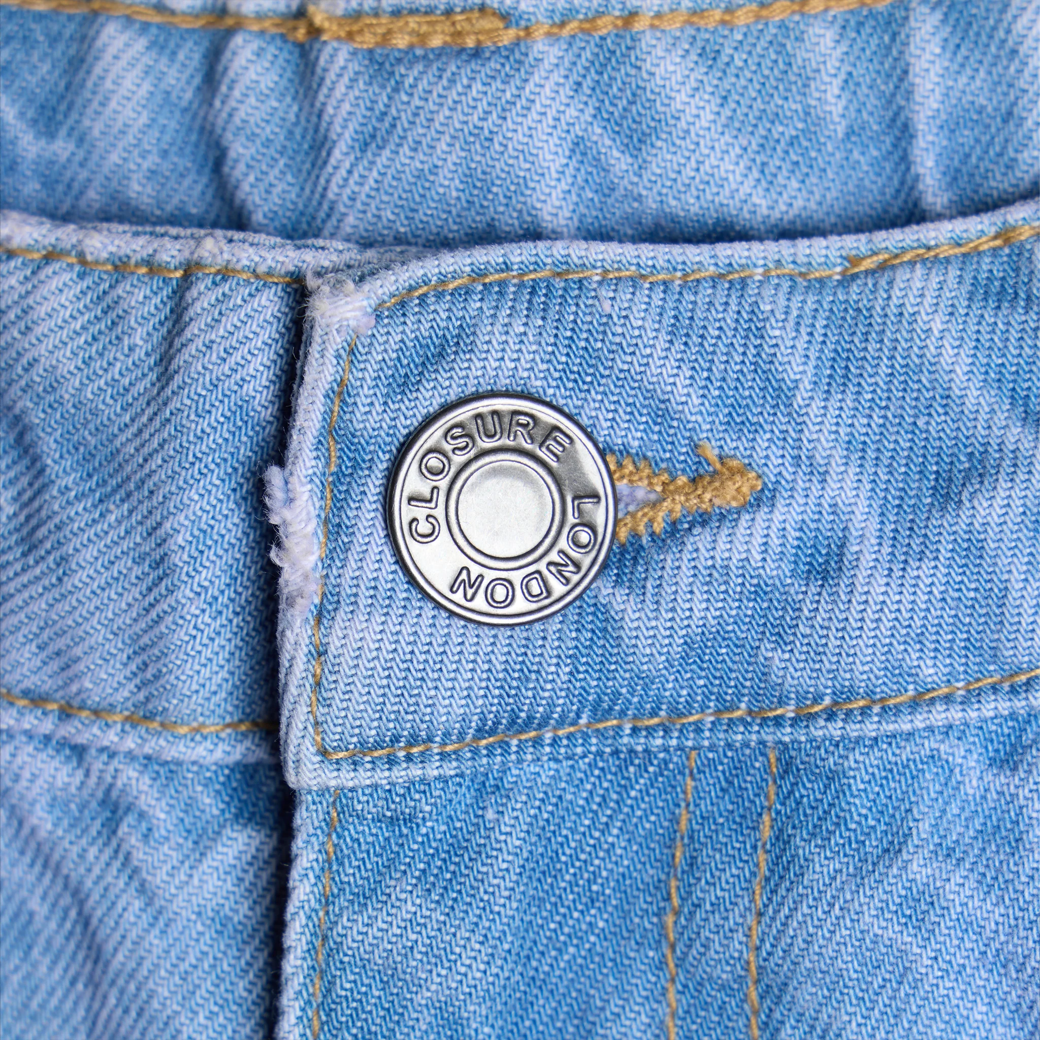 Loose Fit Denim Short | Light Blue Wash - Image 4