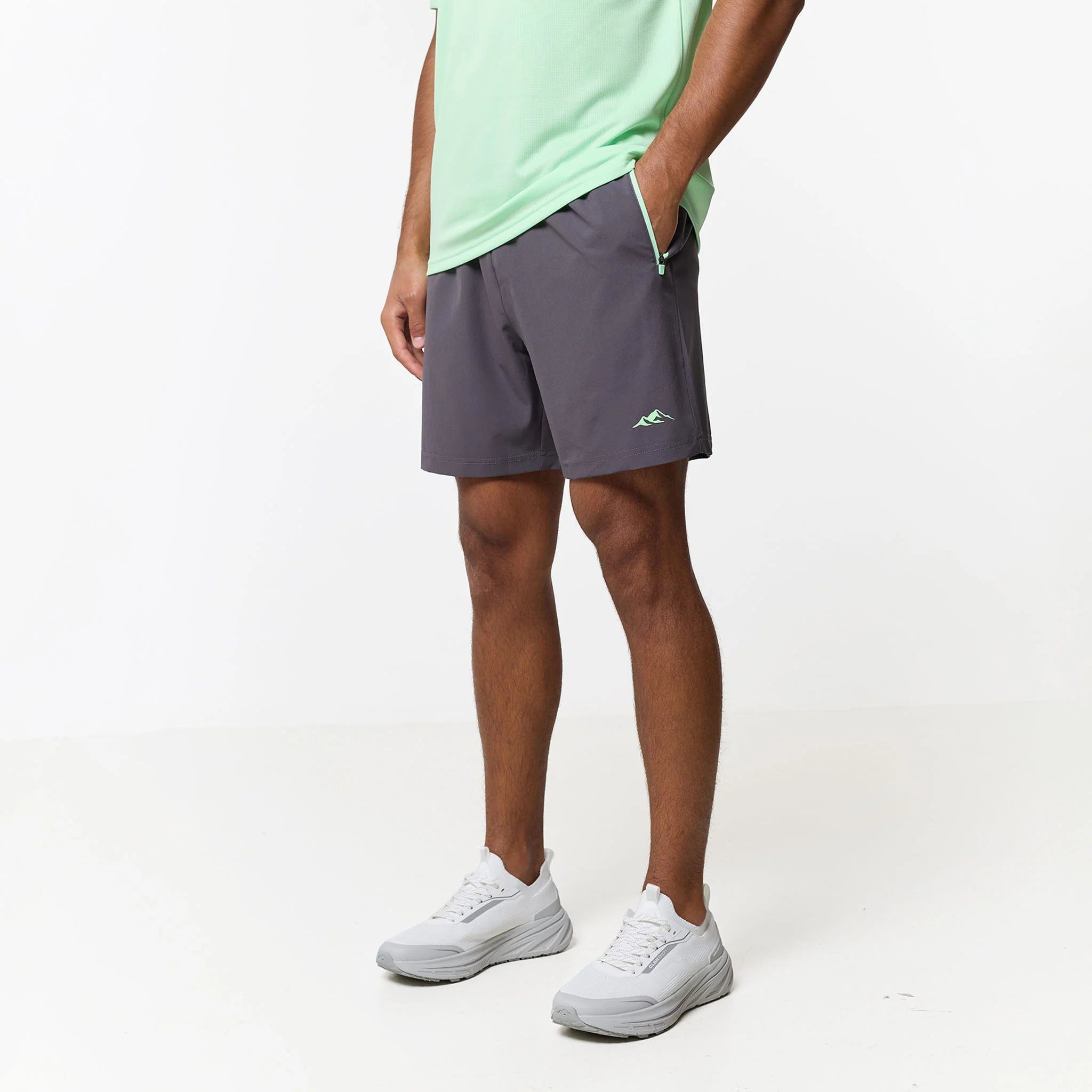 Pace Performance Twinset  | Vapour Green/Charcoal - Image 4