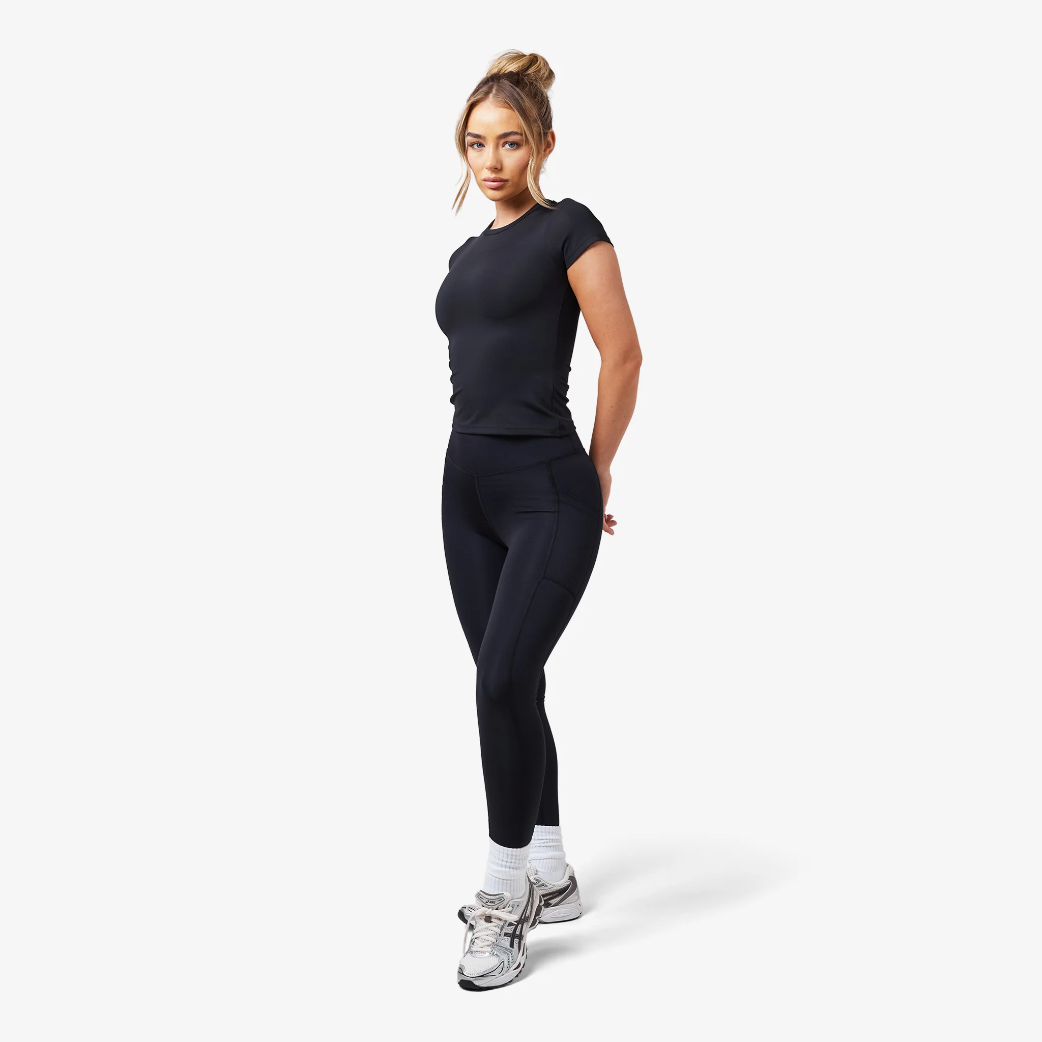 Performance Pocket Legging | Black - Image 3