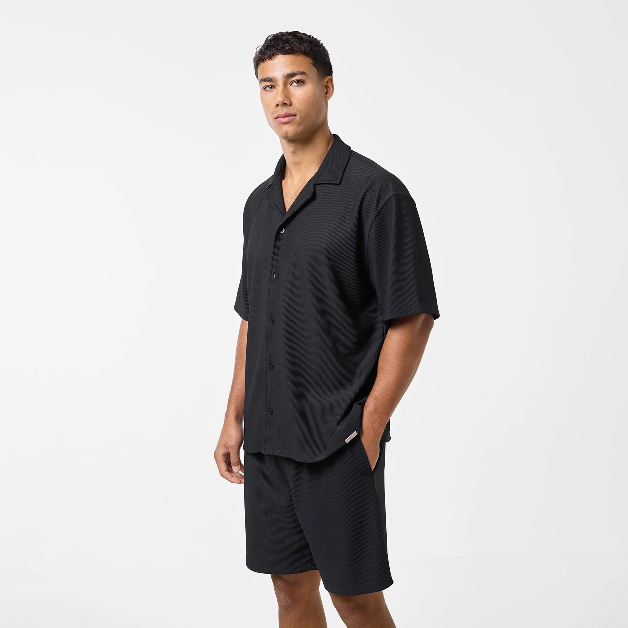 Pleated Shirt | Black - Image 4
