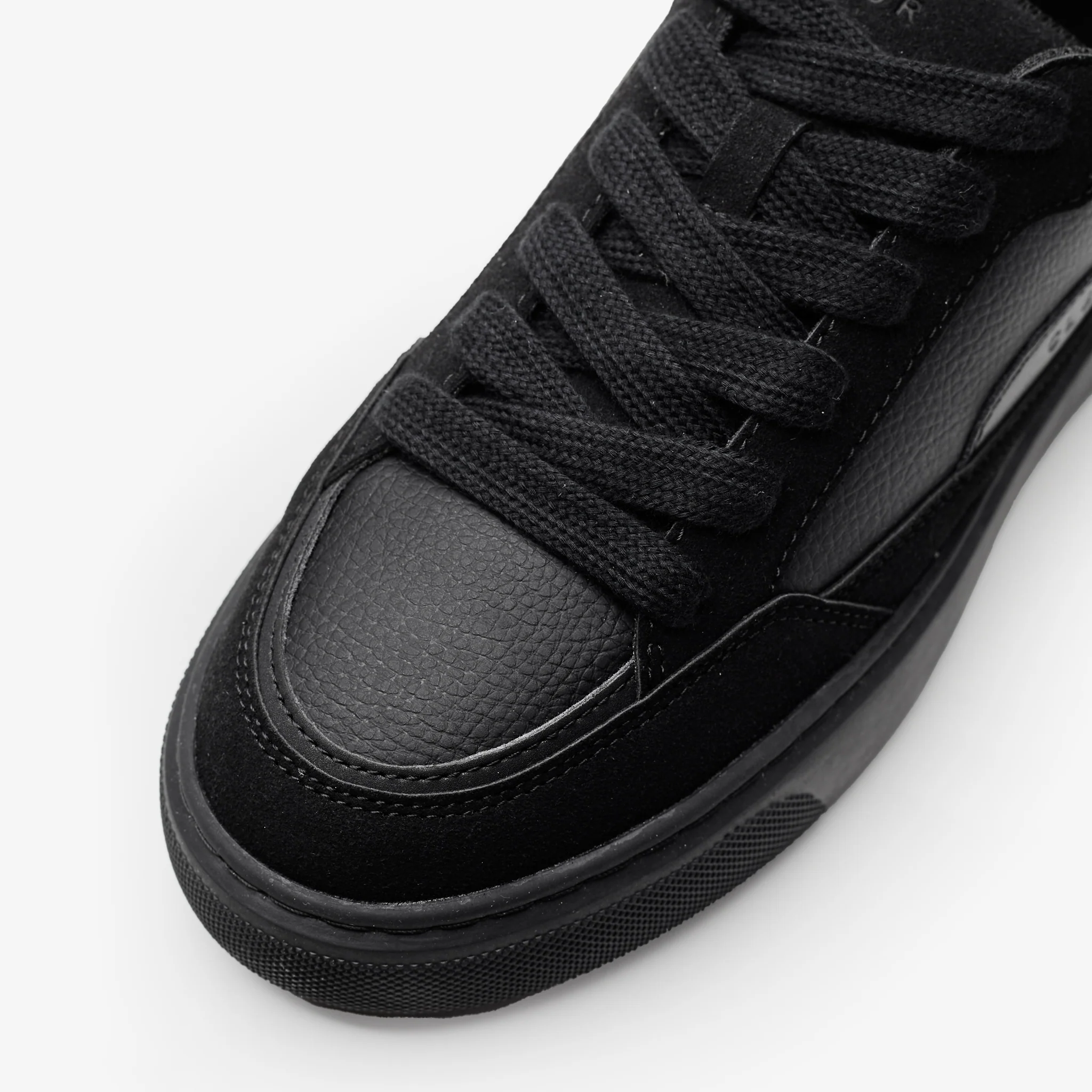 Premium Skate Shoe | Black - Image 4