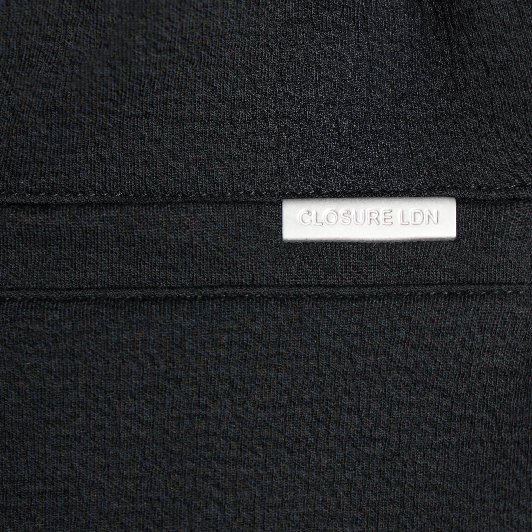 Relaxed Crinkle Twinset | Black - Image 5