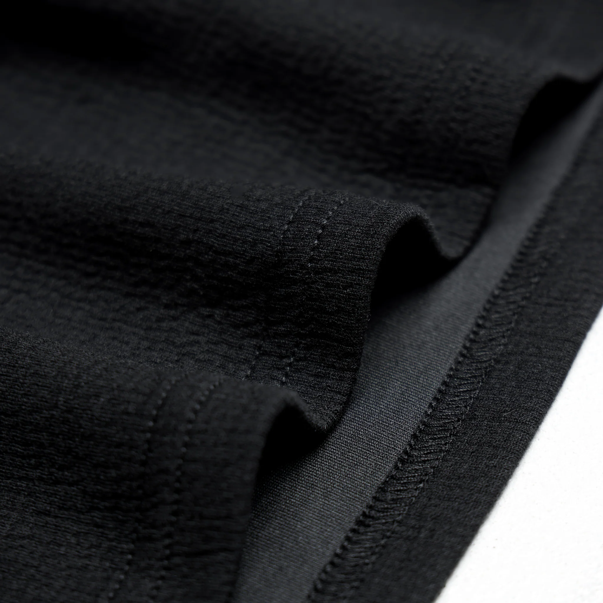 Relaxed Crinkle Twinset | Black - Image 9