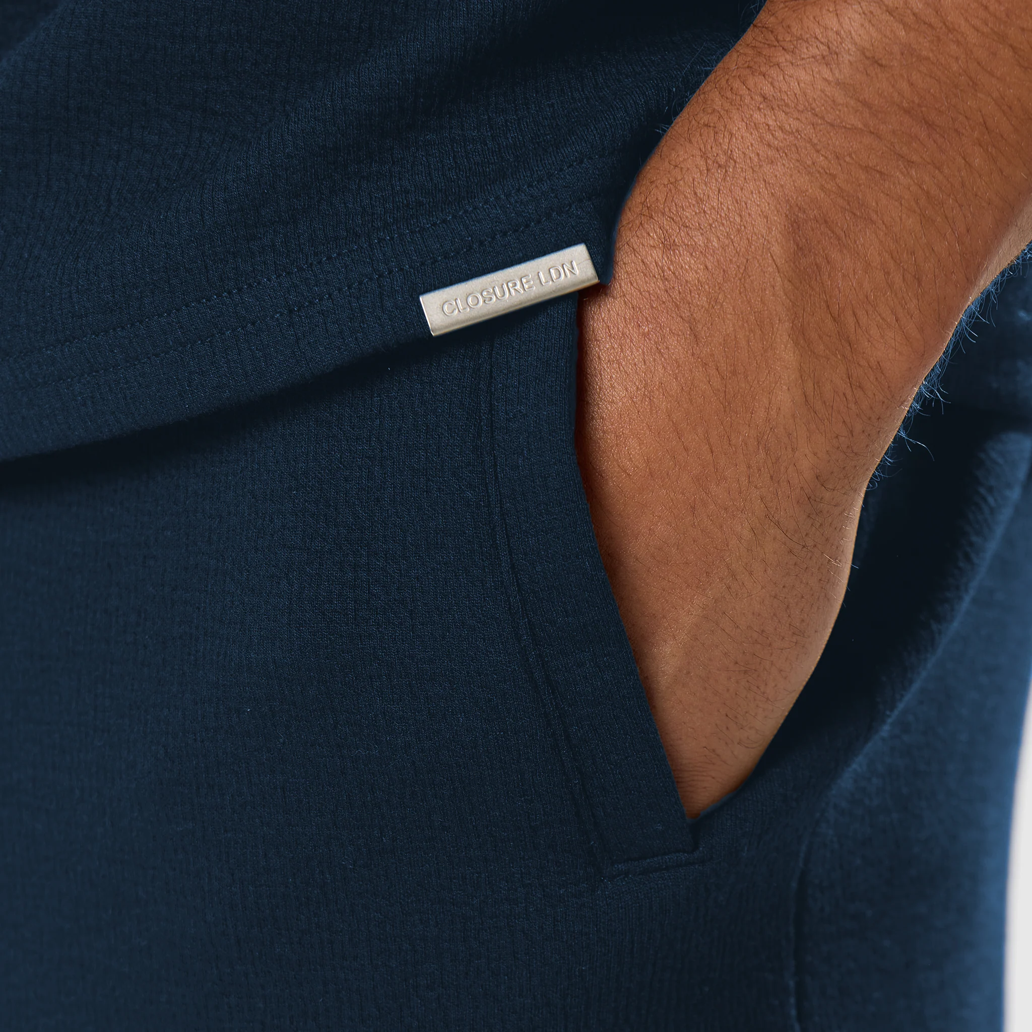 Relaxed Crinkle Twinset | Navy - Image 5