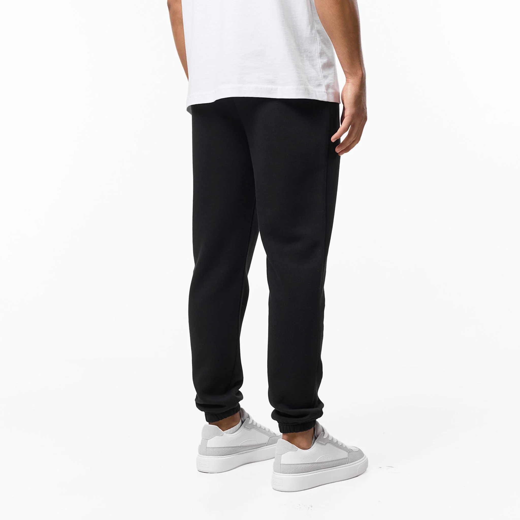 Relaxed Fit Cuffed Jogger | Black - Image 3