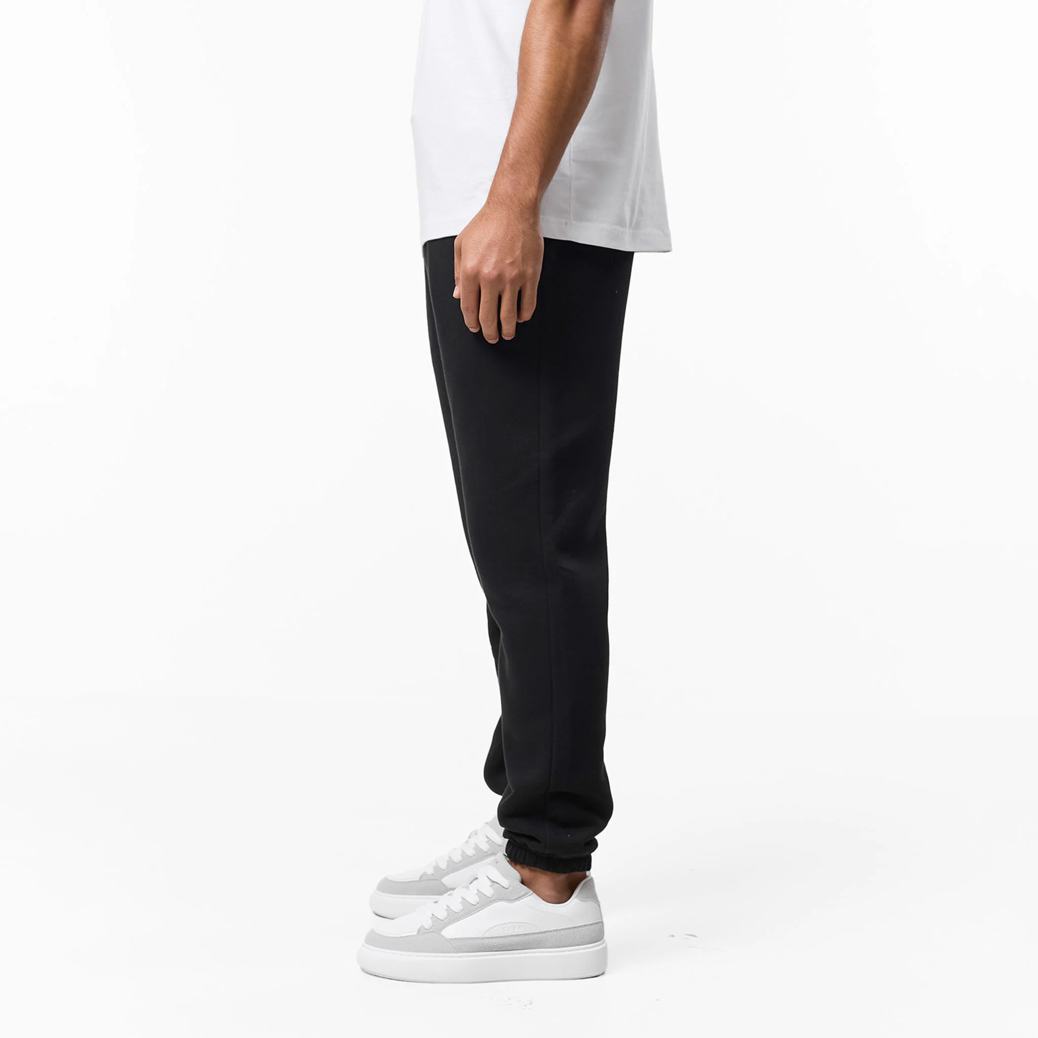Relaxed Fit Cuffed Jogger | Black - Image 6