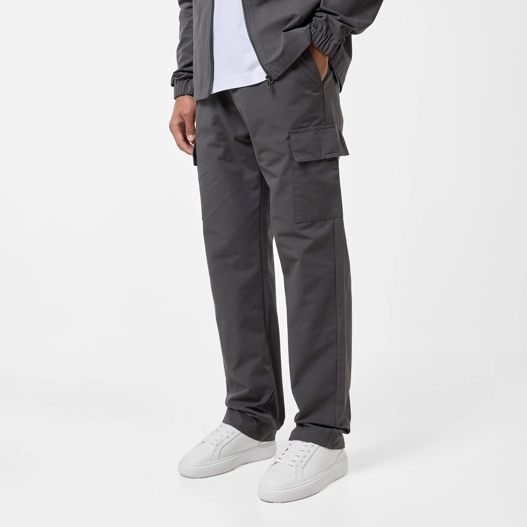 Smart Utility Open Hem Trouser | Charcoal