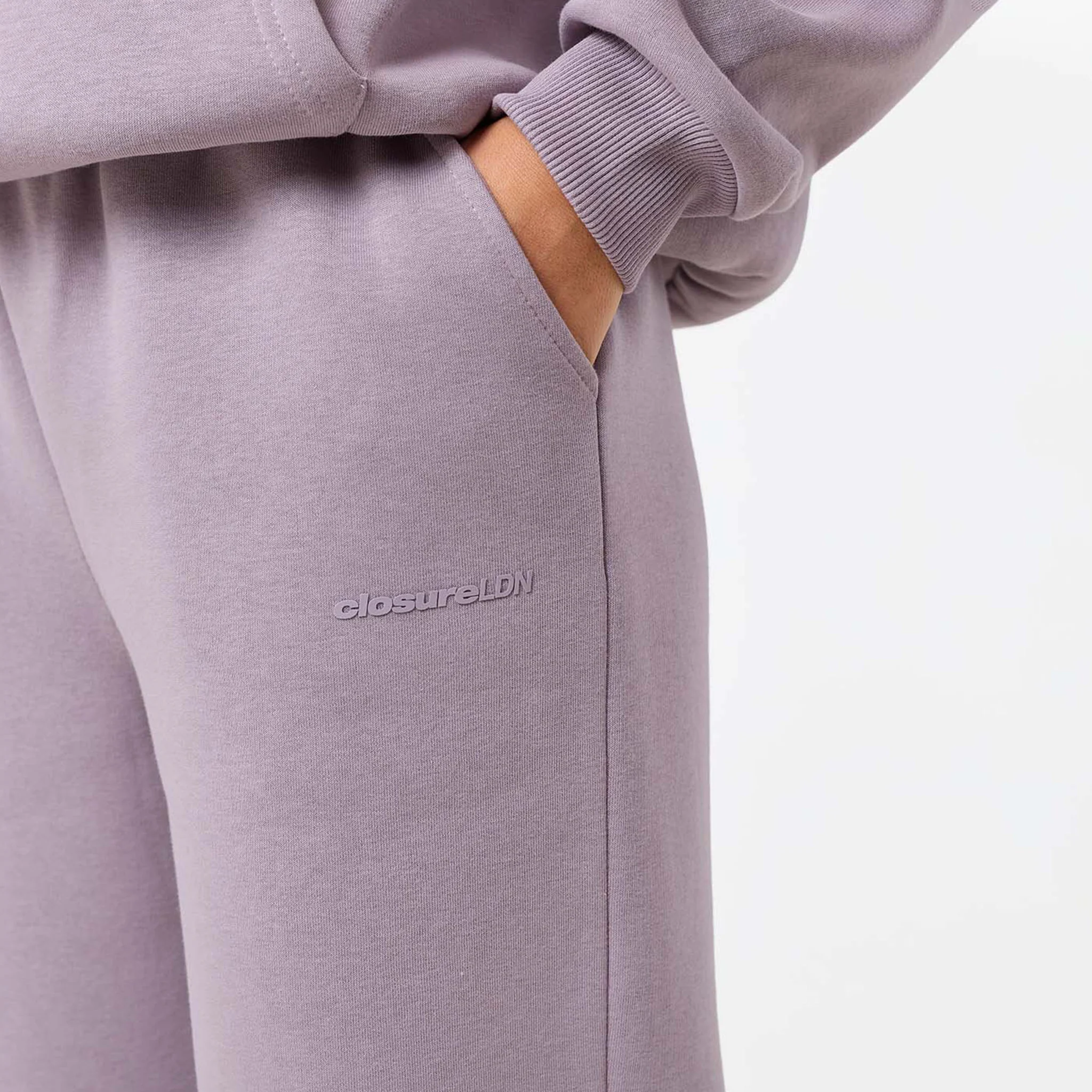 Tonal Core Logo Open Hem Jogger | Dusty Mauve - Image 3