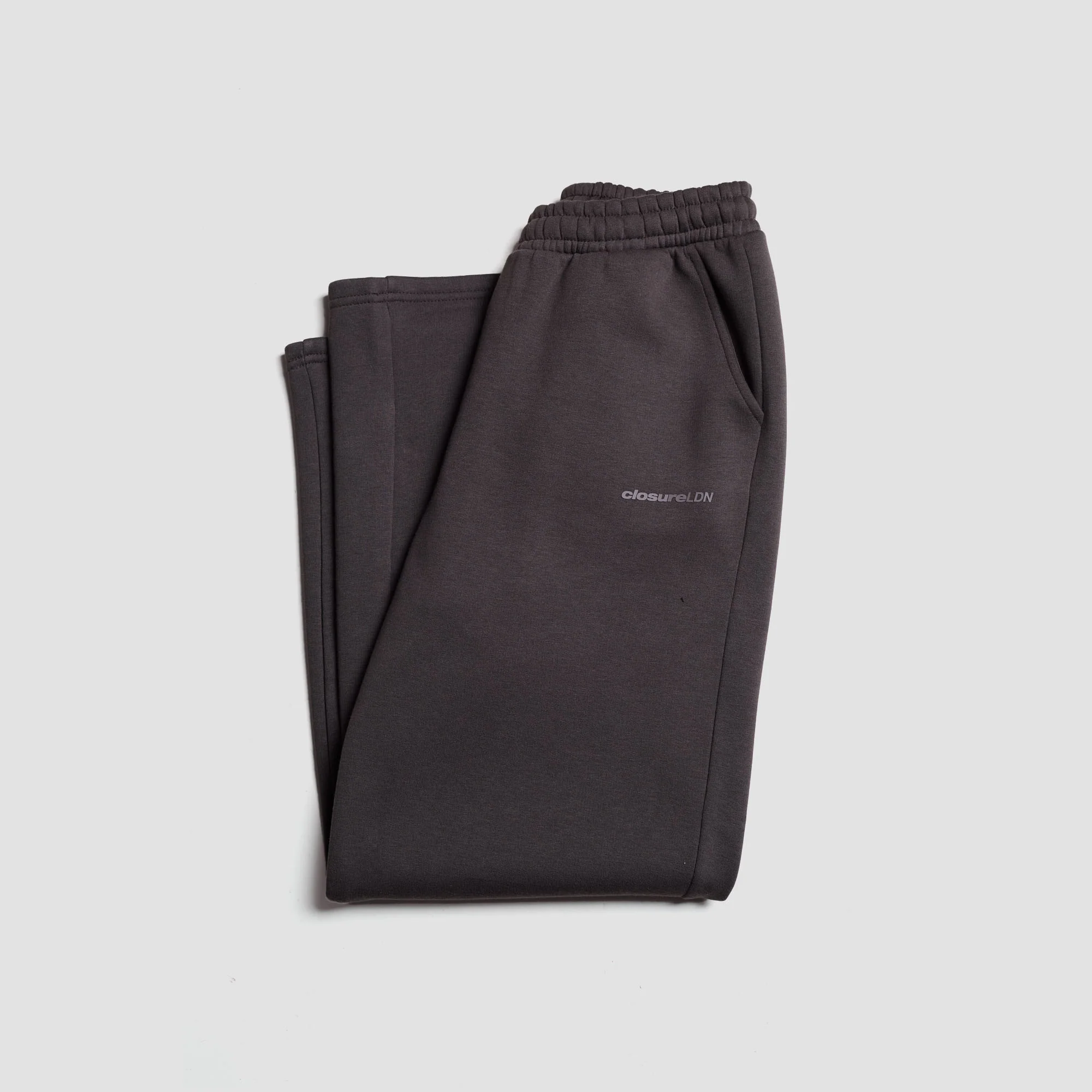 Tonal Core Logo Open Hem Jogger | Espresso - Image 6