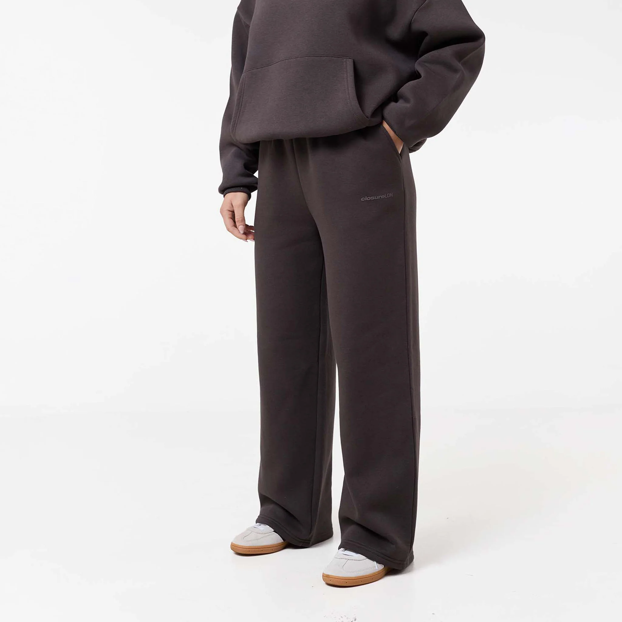 Tonal Core Logo Open Hem Tracksuit | Espresso - Image 4