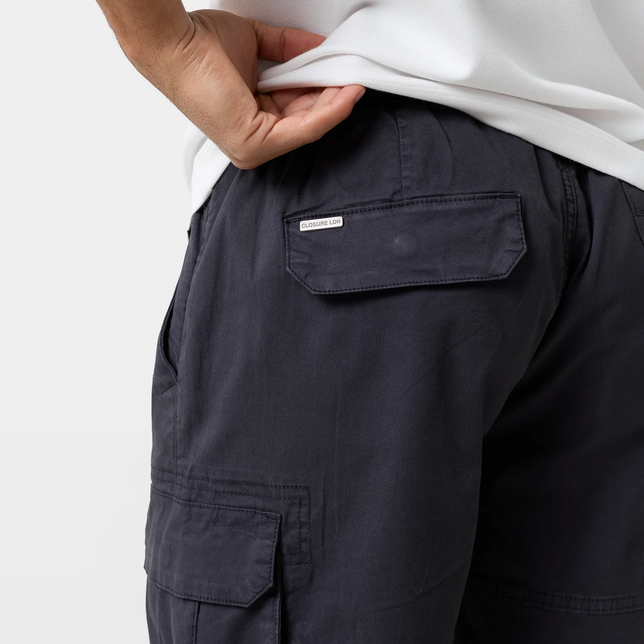 Twill Relaxed Cargo Short | Charcoal - Image 5